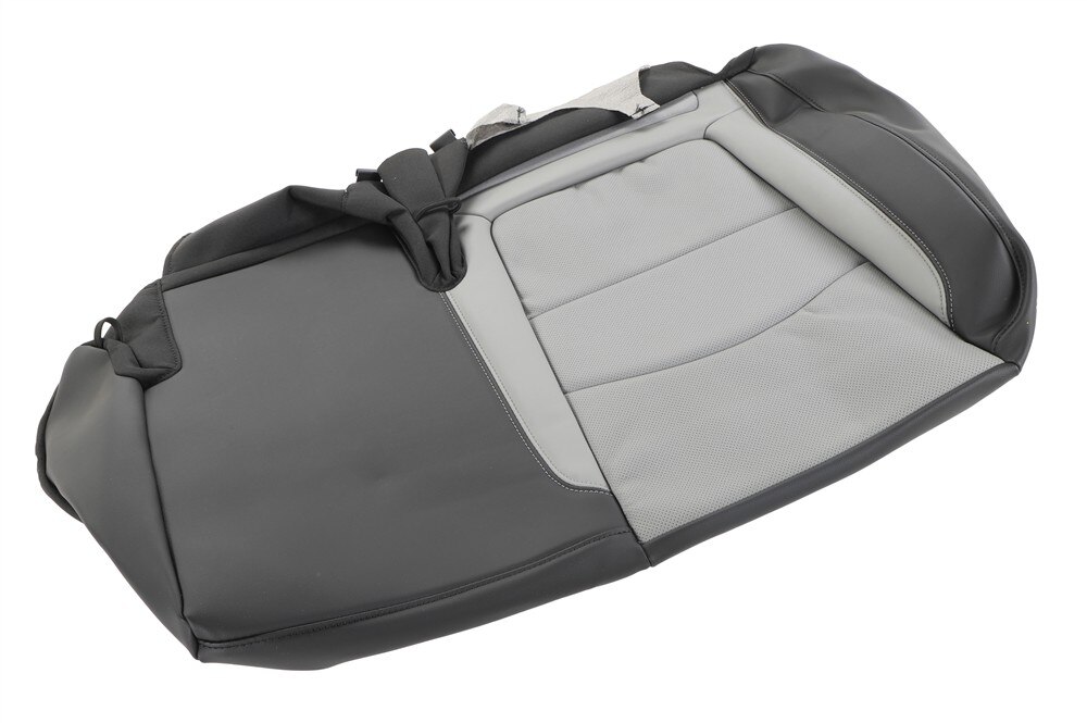 GM Genuine Parts Medium Ash Gray Passenger Side Seat Cover
