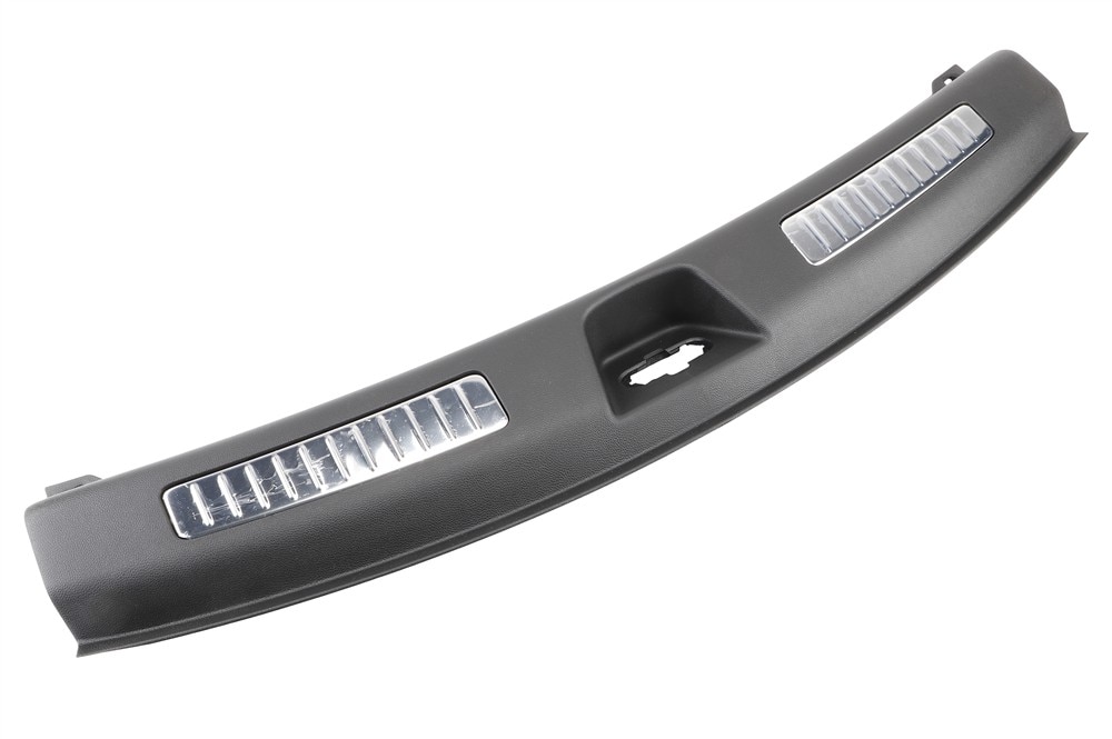 GM Genuine Parts Black Liftgate Sill Garnish Molding