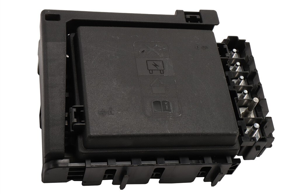 GM Genuine Parts Engine Wiring Harness Junction Block (Programming Required)