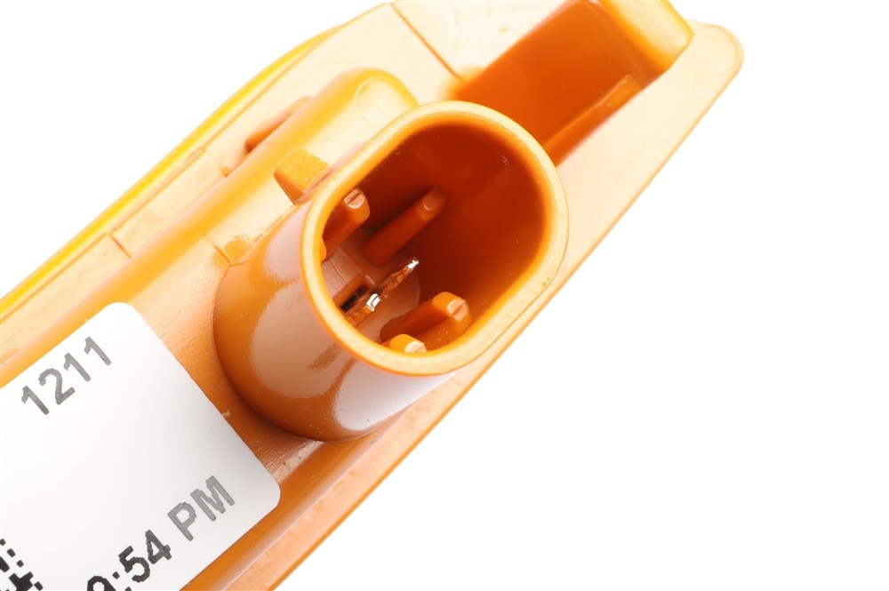 GM Genuine Parts Front Passenger Side Marker Lamp | 84579397 | GM