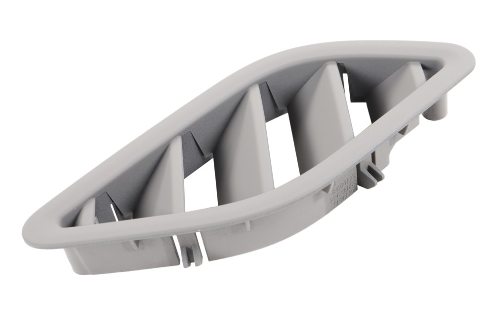 GM Genuine Parts Gideon Passenger Side Window Defogger Outlet Grille
