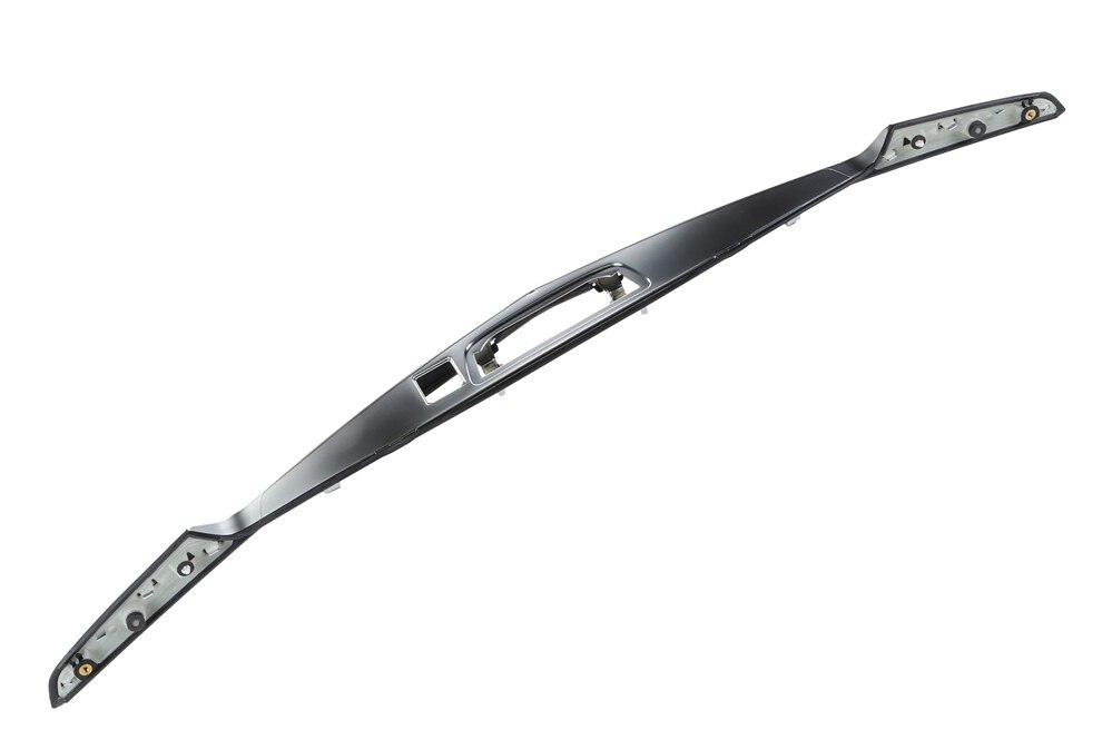 GM Genuine Parts Silver Rear Closure Center Applique