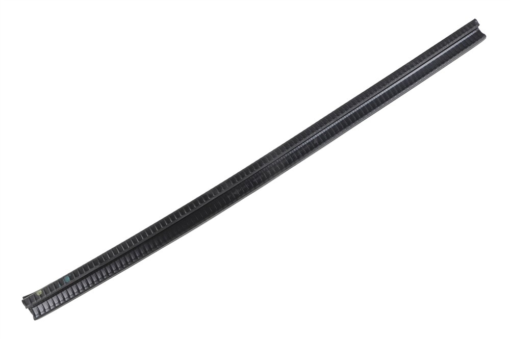 GM Genuine Parts Front Passenger Side Door Window Inner Sealing Strip