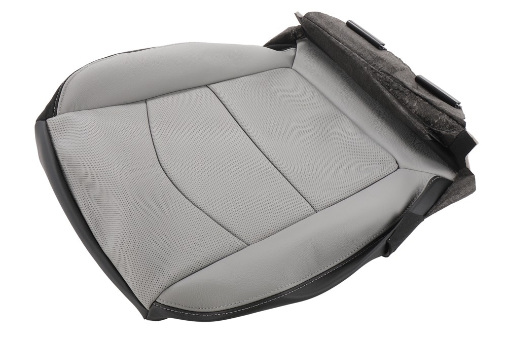 GM Genuine Parts Medium Ash Gray Passenger Side Seat Cover