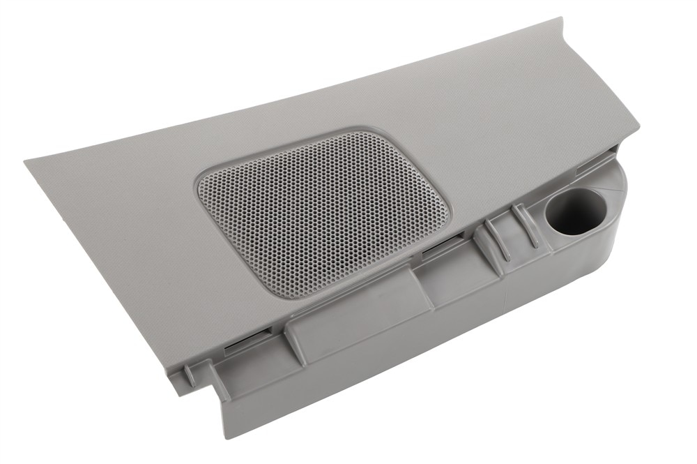 GM Genuine Parts Gideon Passenger Side Body Rear Corner Upper Garnish Molding