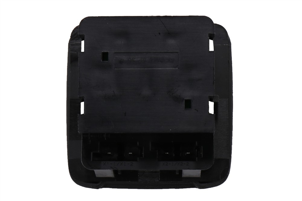 GM Genuine Parts Black Accessory Power Receptacle