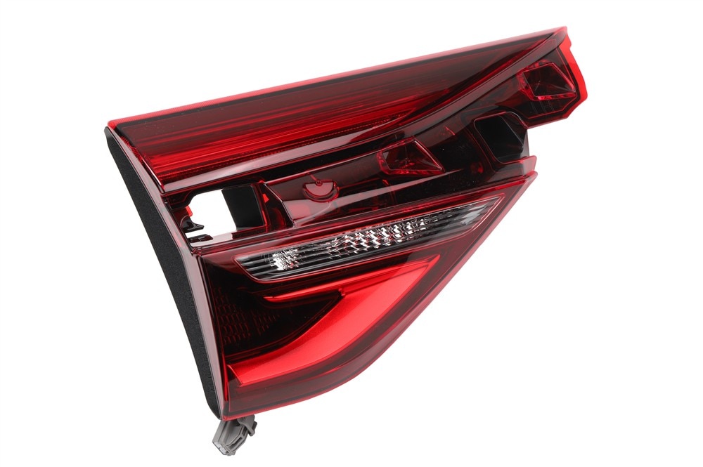 GM Genuine Parts LED Driver Side Rear Closure Signal Lamp