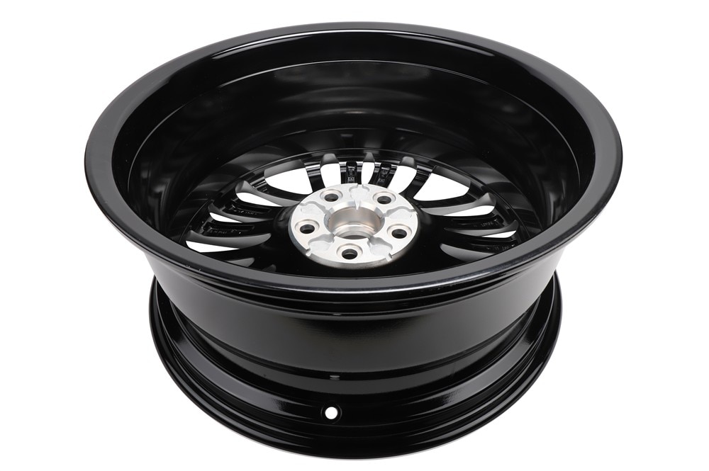 GM Genuine Parts Midnight Silver 20x8.5in Aluminum Wheel