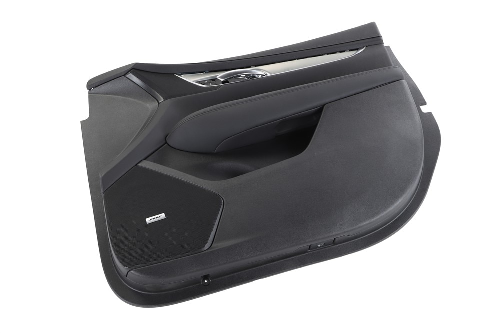 GM Genuine Parts Black Front Passenger Side Door Interior Trim Panel