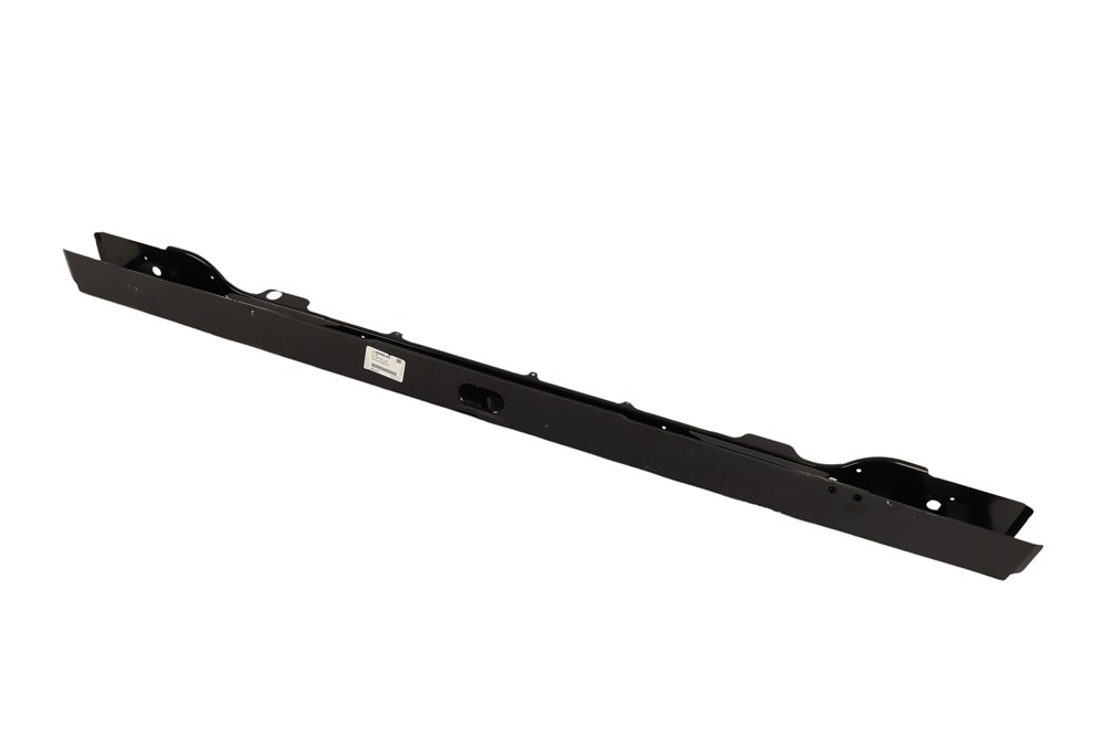 GM Genuine Parts Pickup Box Platform Rear Cross Sill | 84640929