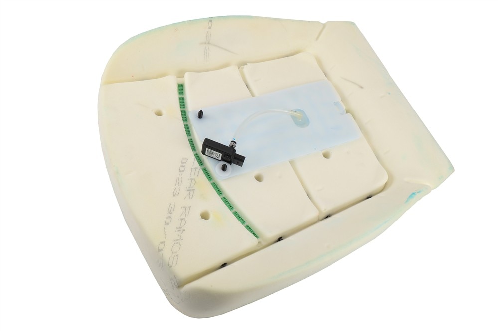 GM Genuine Parts Airbag Front Passenger Side Passenger Presence Module Kit with Sensor
