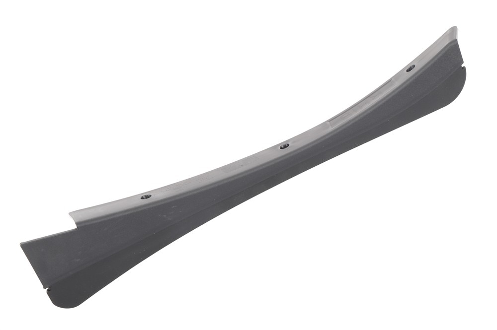 GM Genuine Parts Front Passenger Side Bumper Fascia Air Deflector