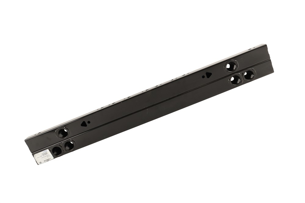 パーツ BEAR'S 717 GM Genuine Parts Front Bumper Impact Bar | 84683749 | GM Parts