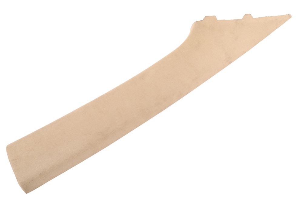 GM Genuine Parts Maple Sugar Passenger Side Windshield Garnish Molding