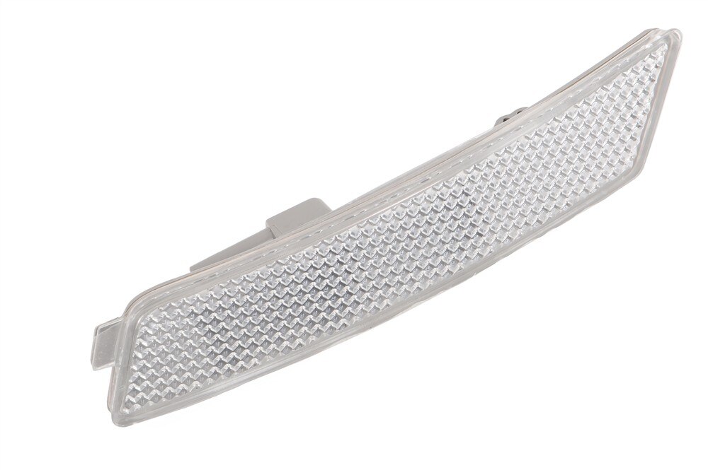 GM Genuine Parts LED Front Passenger Side Marker Lamp