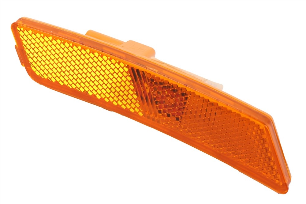 GM Genuine Parts LED Front Driver Side Marker Lamp
