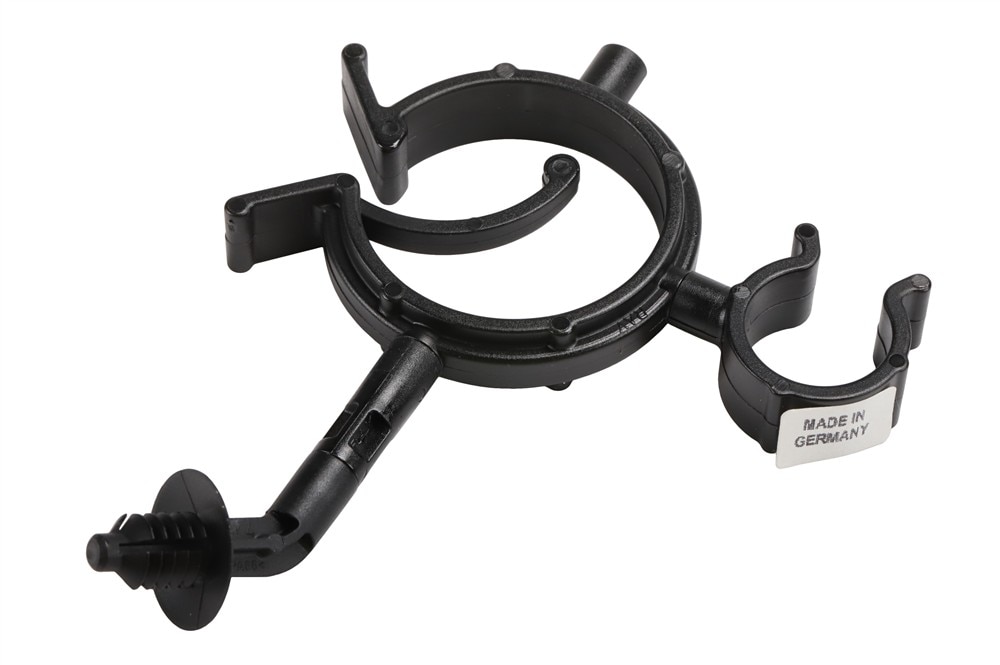 GM Genuine Parts Diesel Exhaust Fluid (DEF) Tank Upper Fill Pipe Retainer