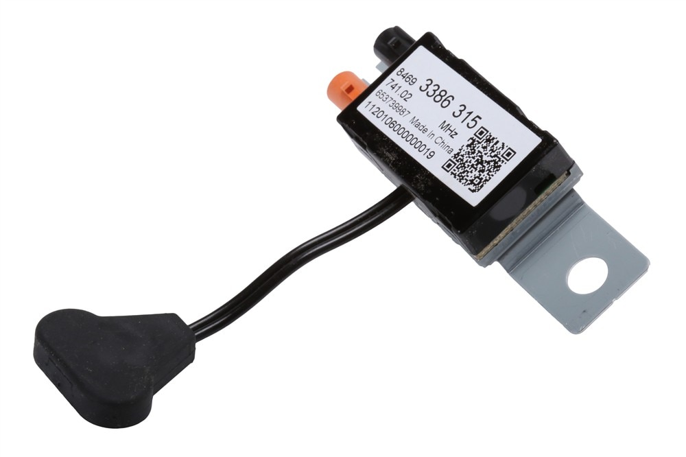 GM Genuine Parts Radio Antenna Amplifier (Programming Required)