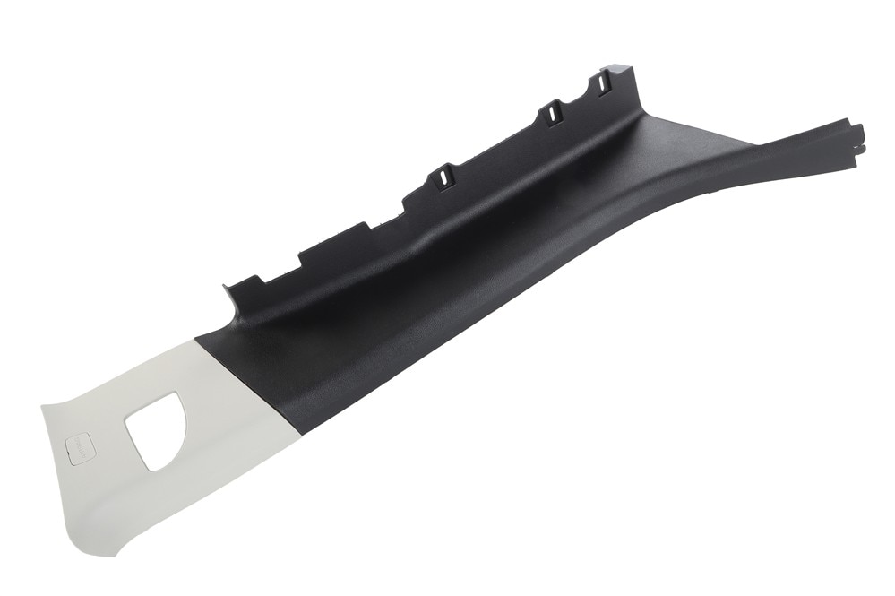 GM Genuine Parts Platinum Body Passenger Side Rear Window Garnish Molding