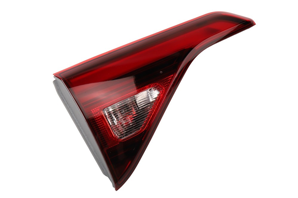 GM Genuine Parts LED Rear Closure Driver Side Auxiliary Signal Lamp