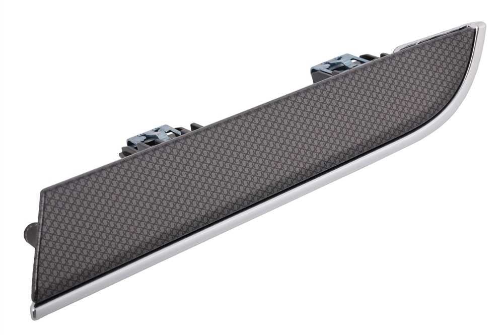 GM Genuine Parts Daen Driver Side Instrument Panel Trim Plate Applique