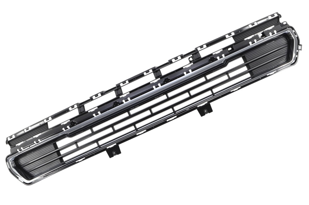 GM Genuine Parts Bright Chrome Front Lower Grille