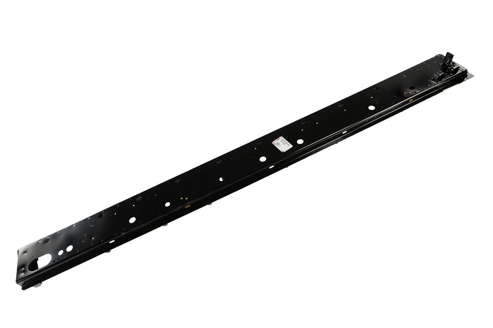 GM Genuine Parts Passenger Side Rocker Outer Panel