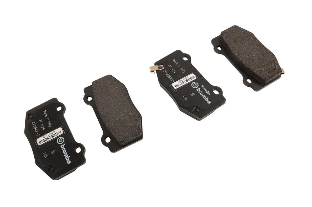 GM Genuine Parts Rear Disc Brake Pad Kit