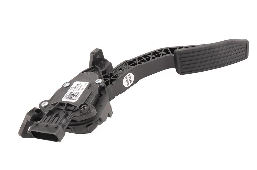 GM Genuine Parts Accelerator Pedal