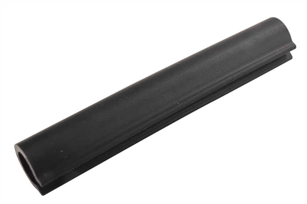 GM Genuine Parts Rear Seat Back Emblem Retainer