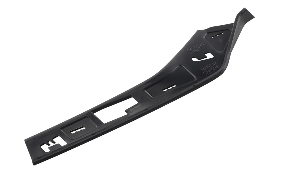 GM Genuine Parts Rear Closure Passenger Side Center Applique Insulator