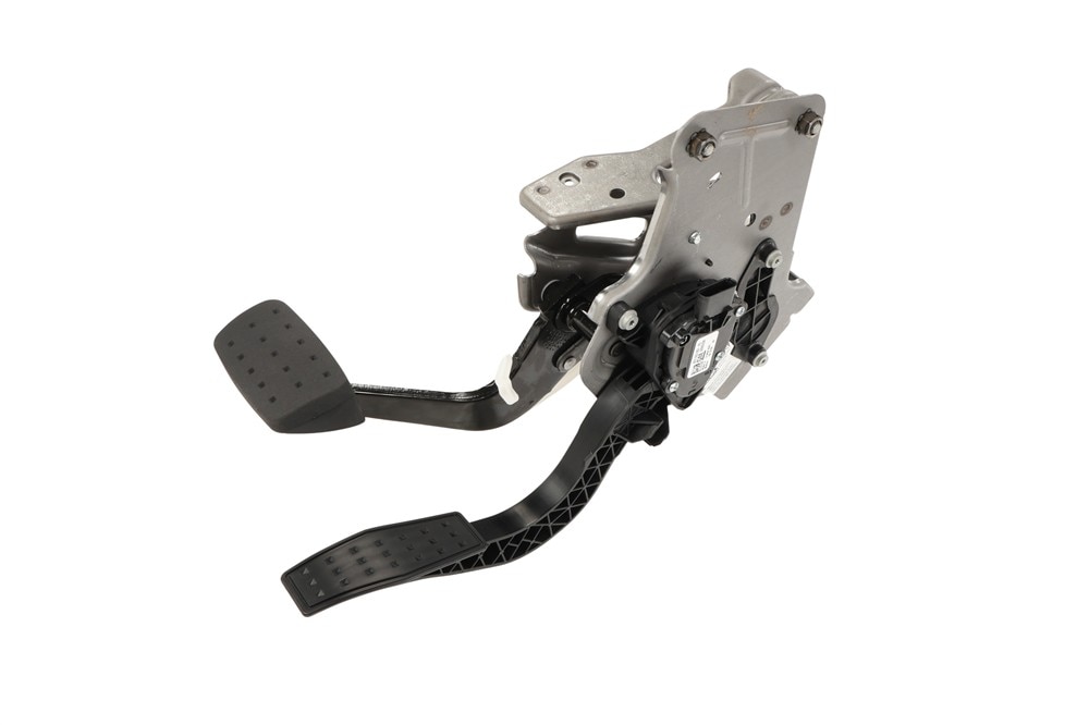 GM Genuine Parts Brake and Accelerator Pedal