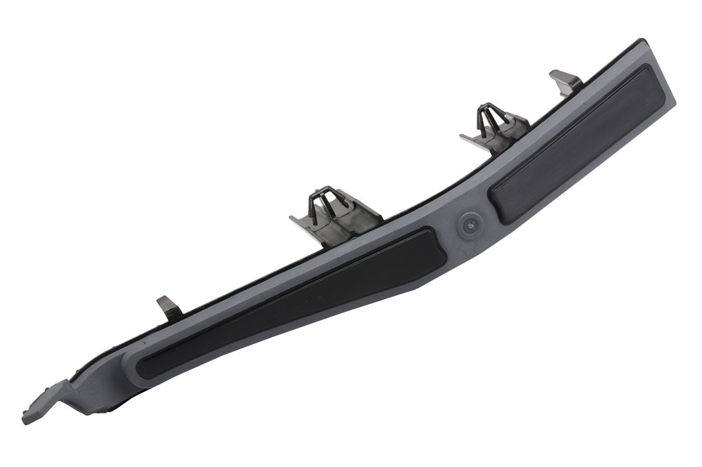 GM Genuine Parts Driver Side Quarter Upper Panel Baffle
