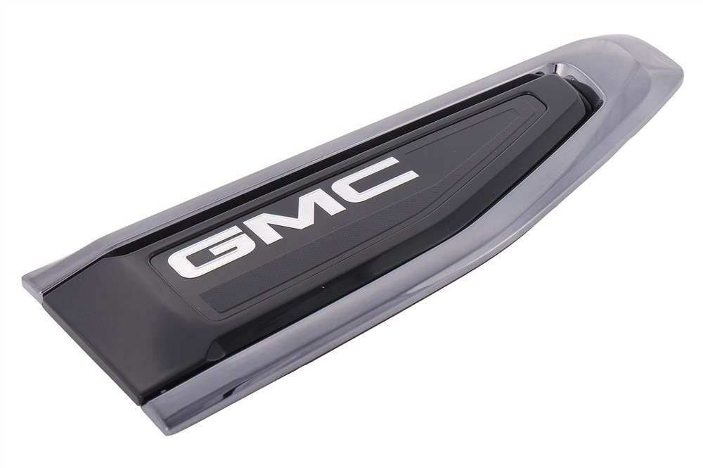 GM Genuine Parts Vader Chrome Front Passenger Side Fender Ornamentation Vent