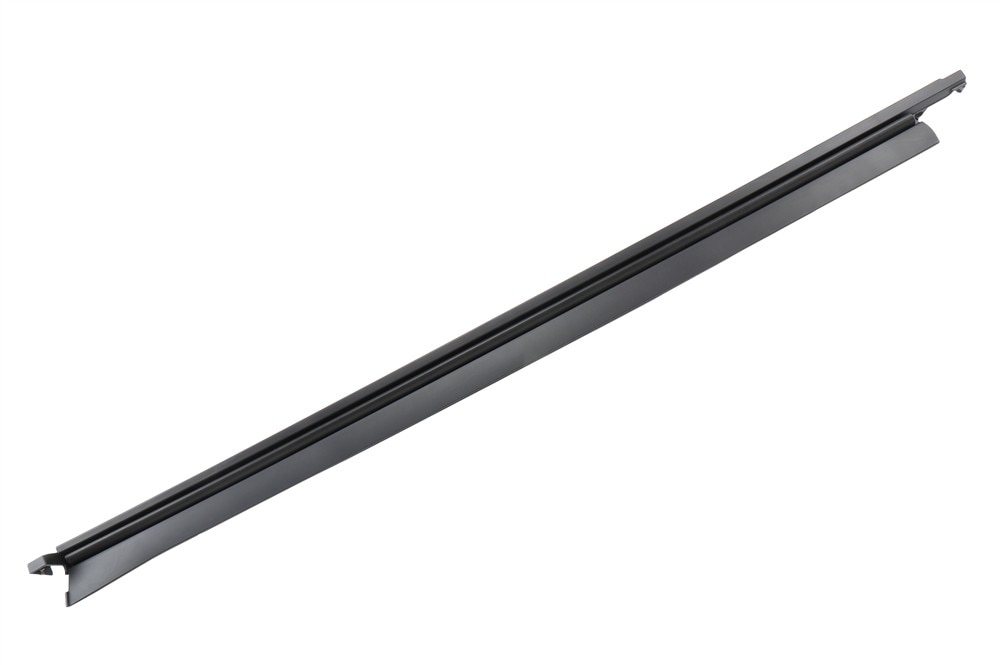 GM Genuine Parts Black Driver Side Rocker Panel Molding