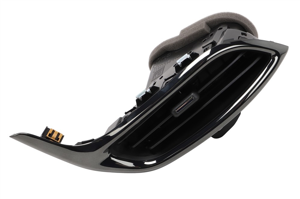 GM Genuine Parts Black Ice Chrome Passenger Side Instrument Panel Center Air Outlet