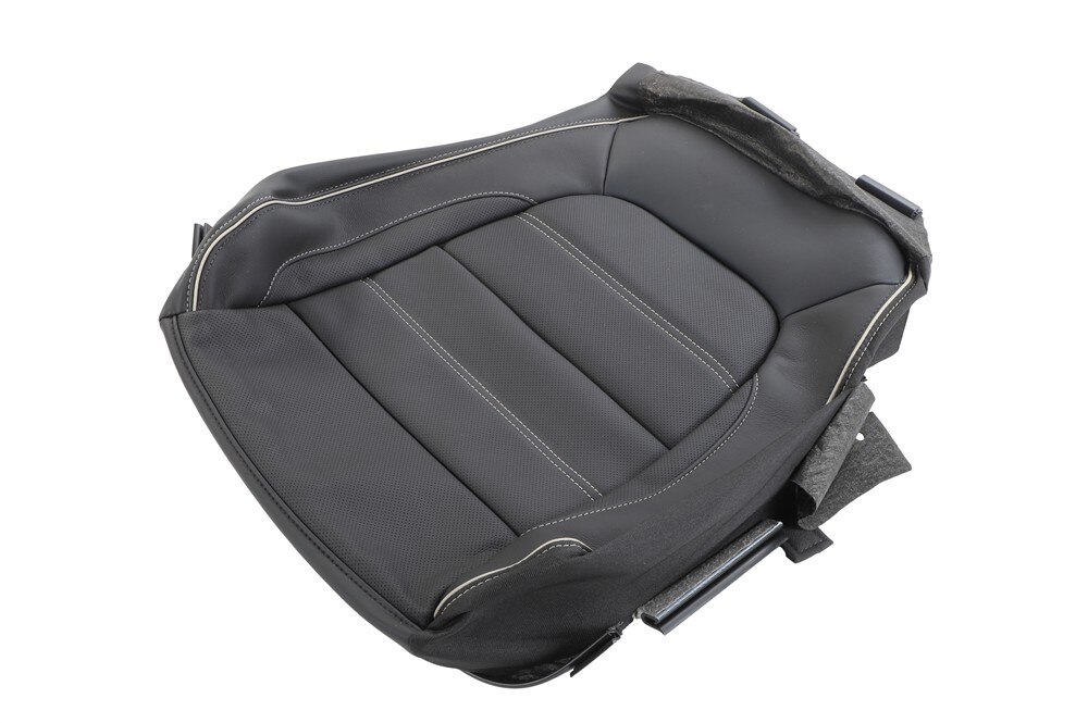 GM Genuine Parts Black Front Passenger Side Seat Cushion Cover