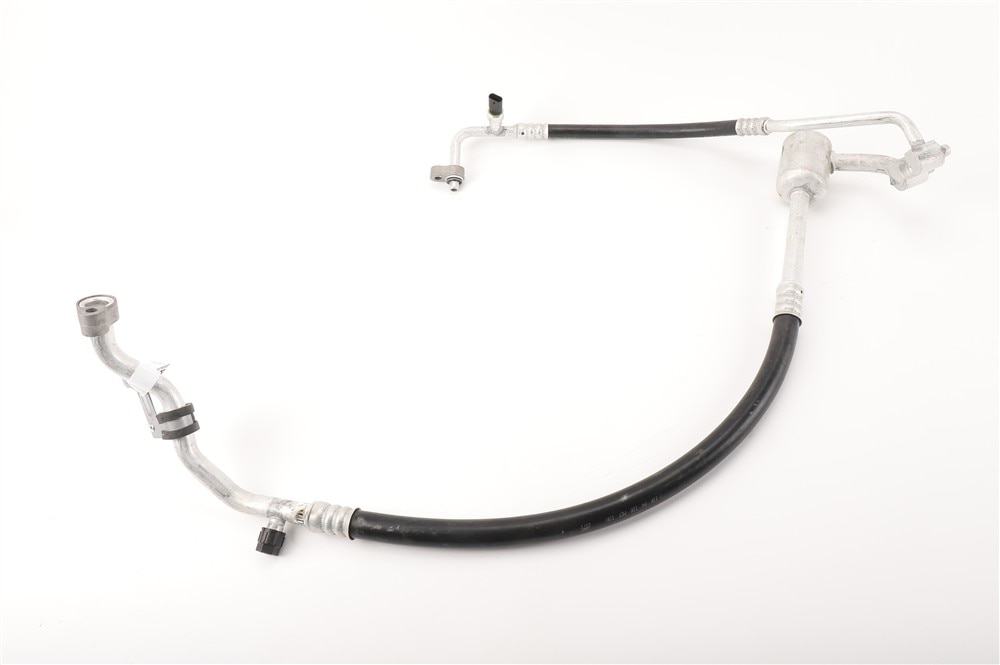 GM Genuine Parts Air Conditioning Compressor and Condenser Hose