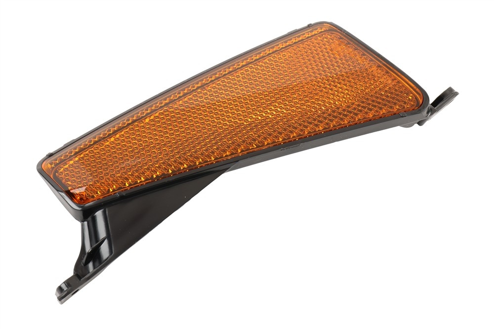 GM Genuine Parts Front Side Marker Lamp