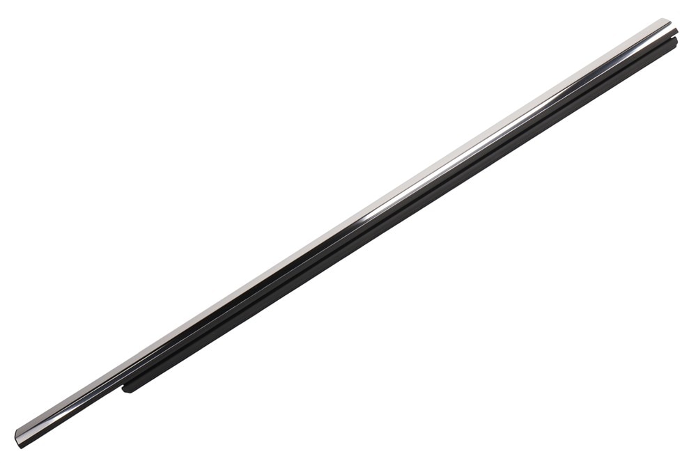 GM Genuine Parts Rear Passenger Side Door Window Belt Reveal Molding
