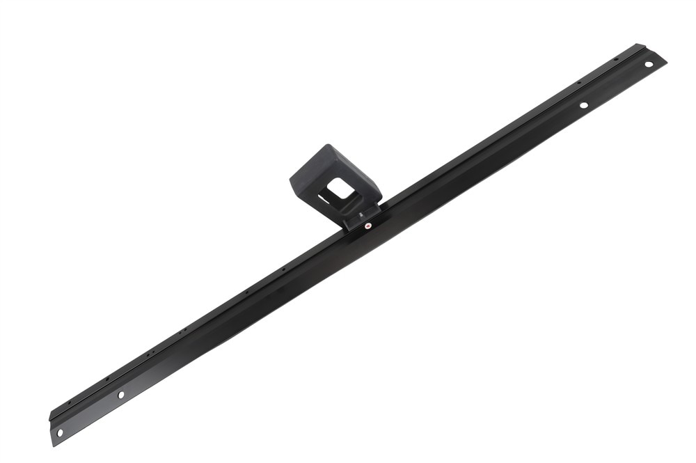 GM Genuine Parts Passenger Side Assist Step Center Bracket