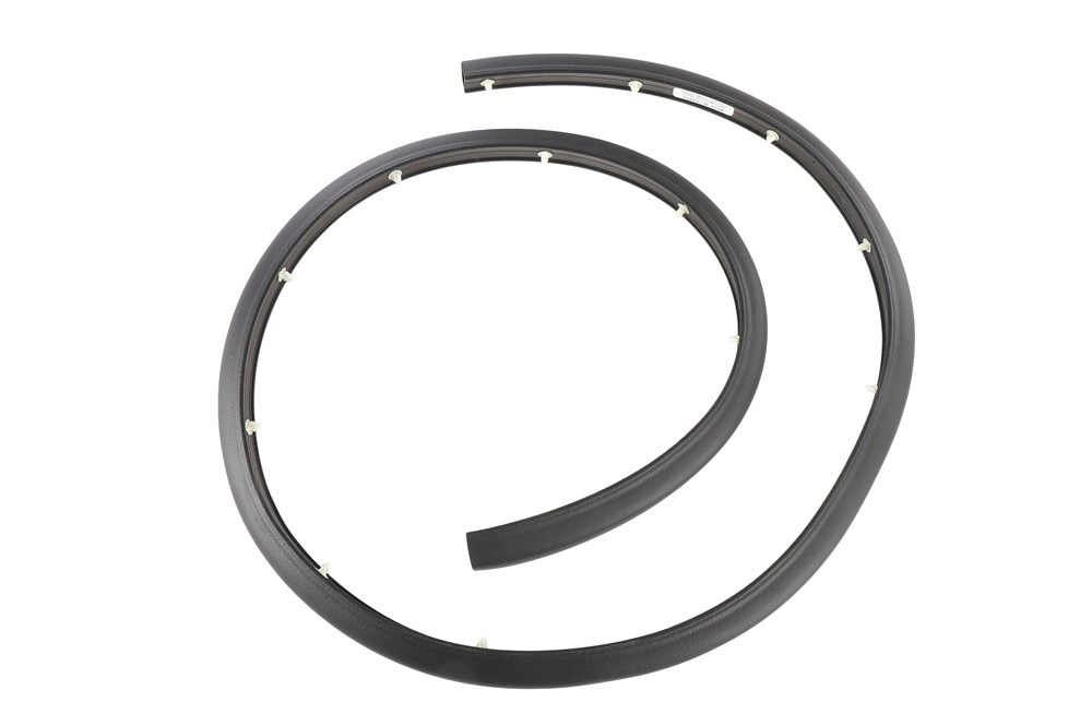 GM Genuine Parts Front Driver Side Door Lower Auxiliary Weatherstrip