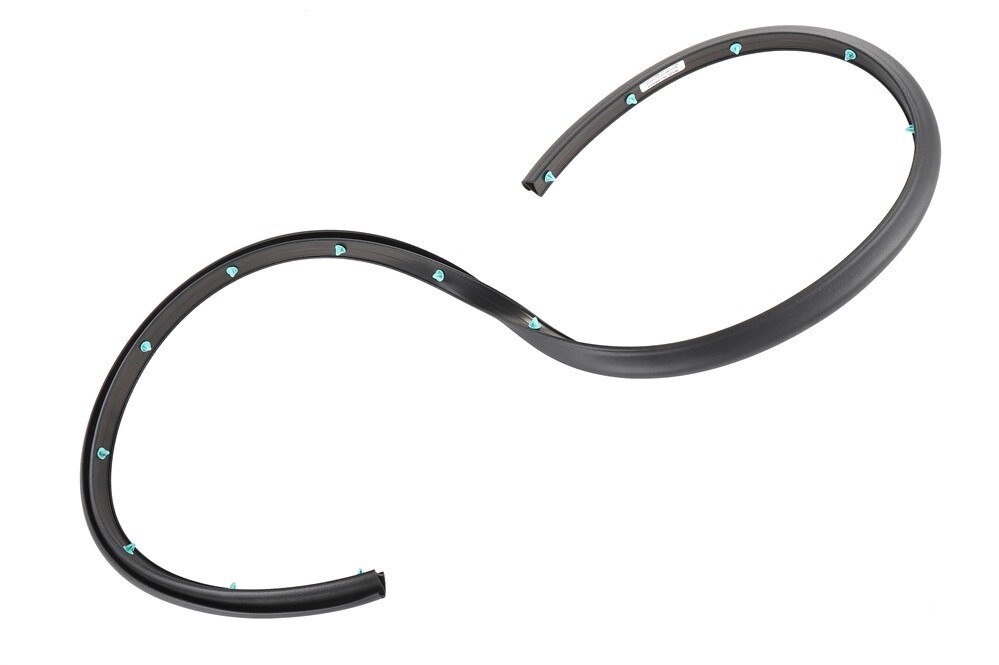 GM Genuine Parts Front Passenger Side Door Lower Auxiliary Weatherstrip