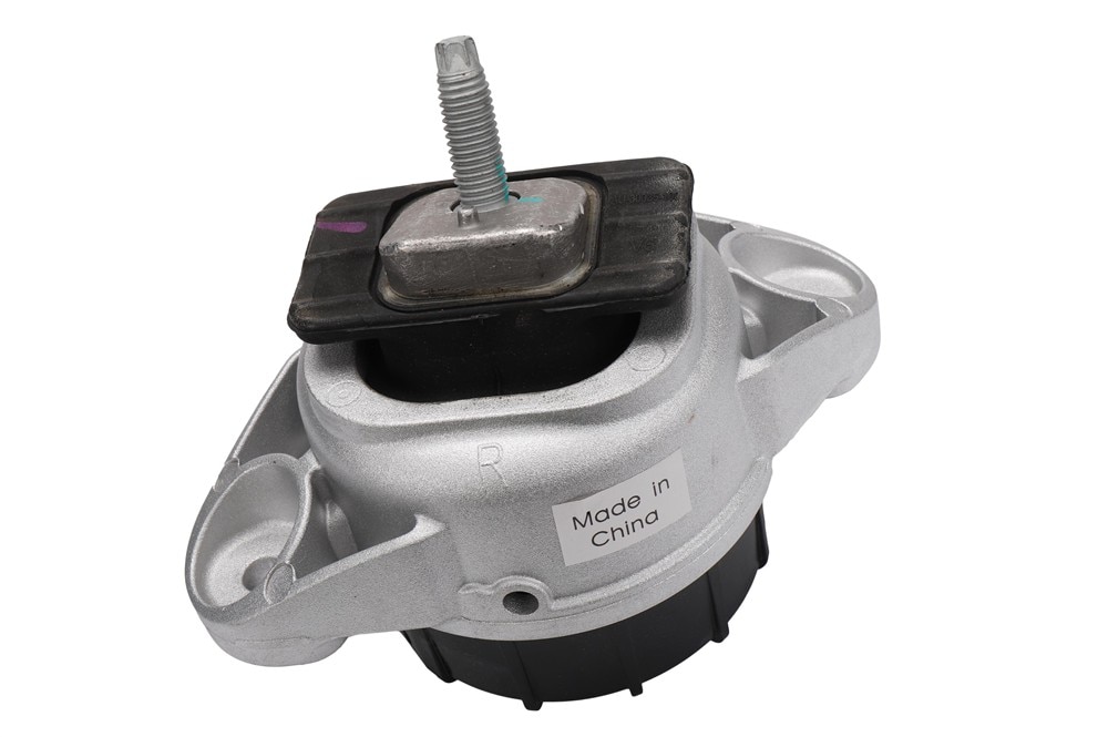 GM Genuine Parts Passenger Side Engine Mount