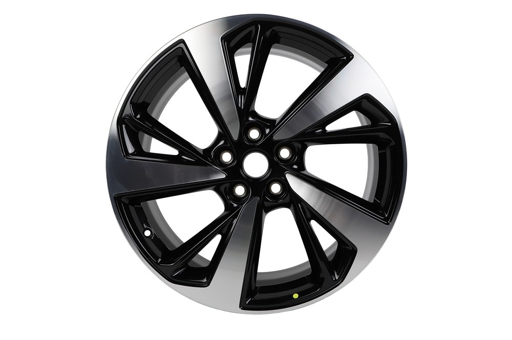 GM Genuine Parts 20x8.5in Aluminum Front and Rear Wheel