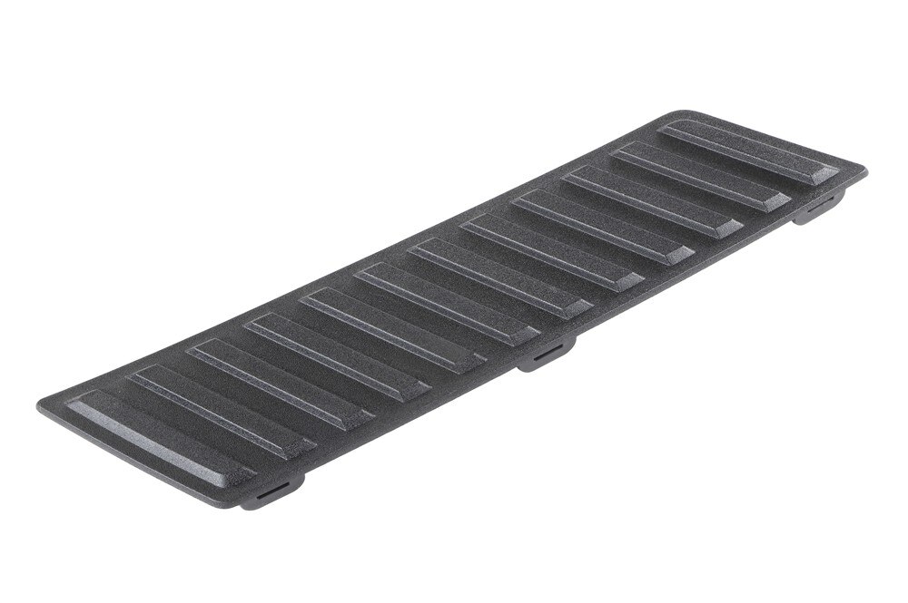 GM Genuine Parts Rear Bumper Fascia Passenger Side Step Pad