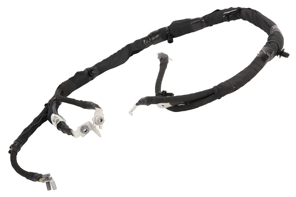 GM Genuine Parts Auxiliary Generator Battery Jumper Cable