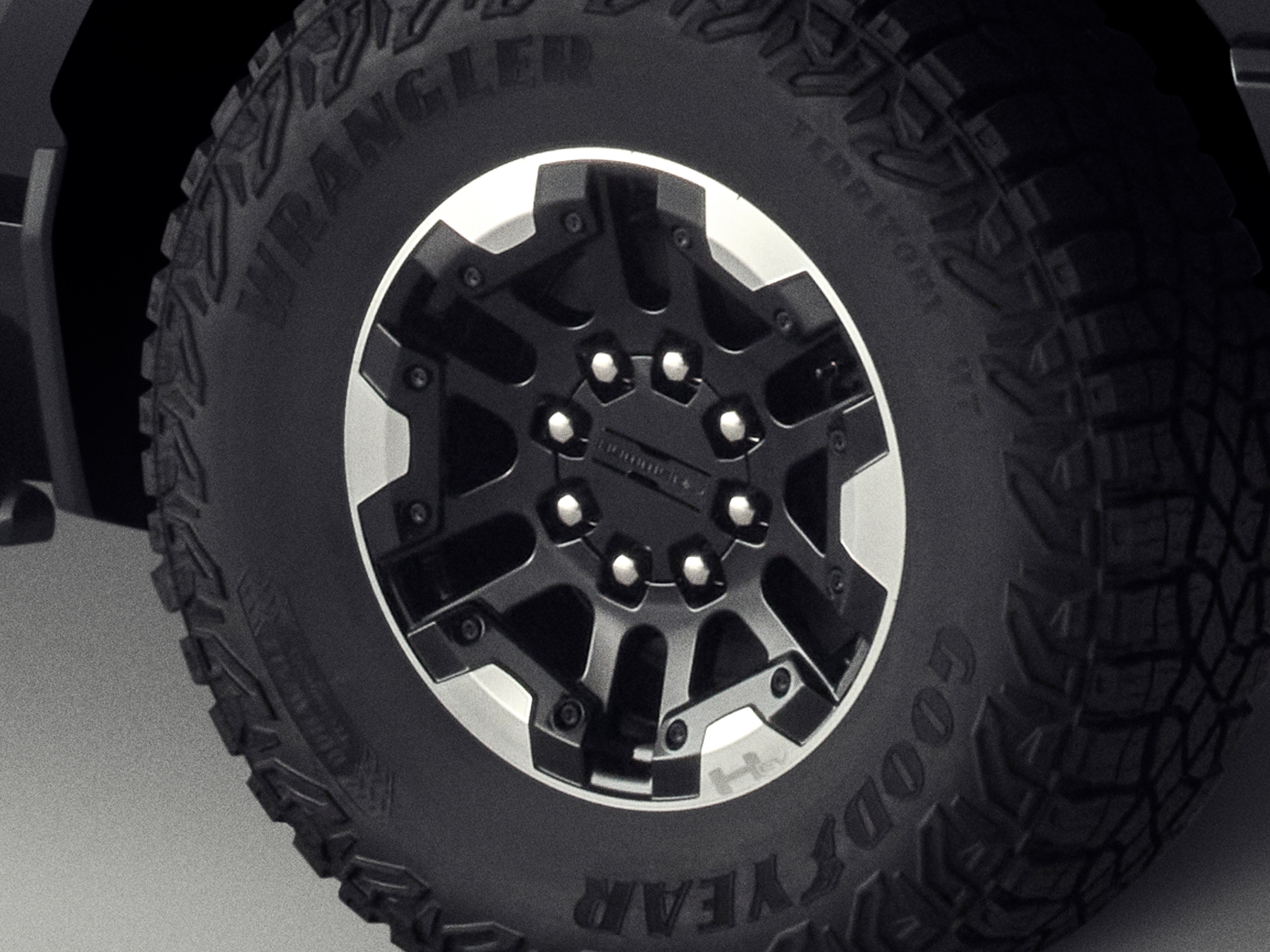 18x9-Inch Black Aluminum Spare Wheel with Machined Accents