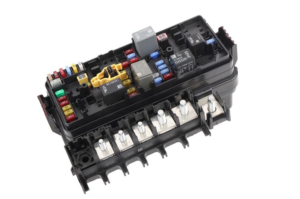 GM Genuine Parts Engine Wiring Harness Junction Block