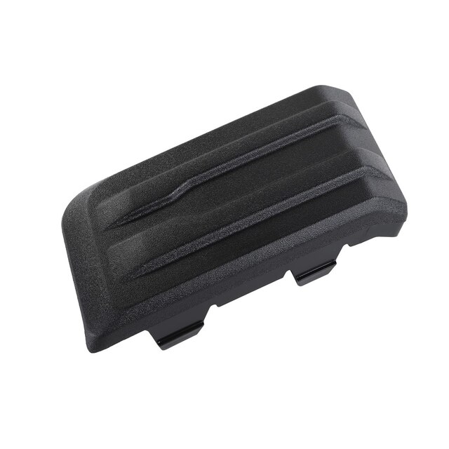 GM Genuine Parts Passenger Side Fog Lamp Opening Cover